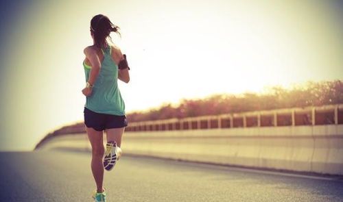 慢跑30分钟一周能瘦几斤?科学解析减肥效果